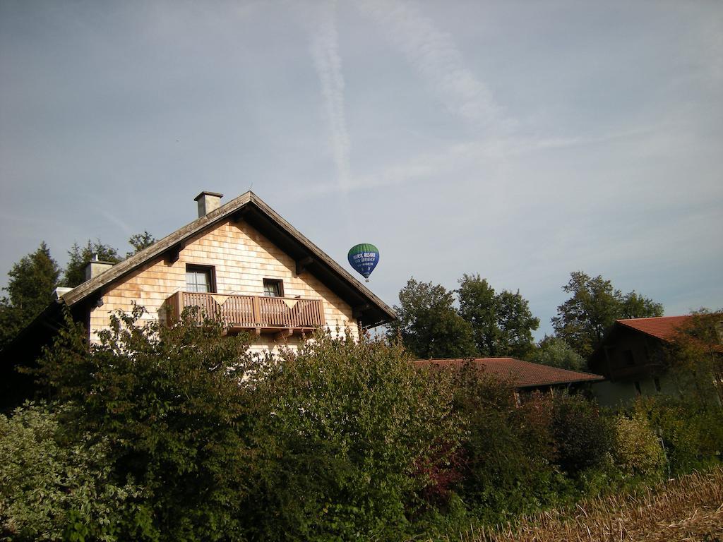 Pension St. Georg Mit Moststueberl Hotel Bad Griesbach  Exterior photo