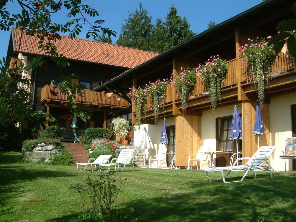 Pension St. Georg Mit Moststueberl Hotel Bad Griesbach  Exterior photo